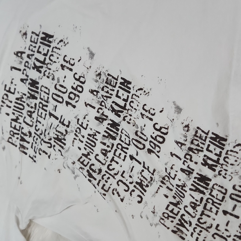 Men's Calvin Klein shirt- medium - Picture 5 of 6